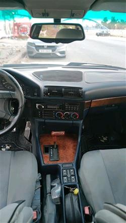 بی ئێم دەبڵیو سیریەس 5